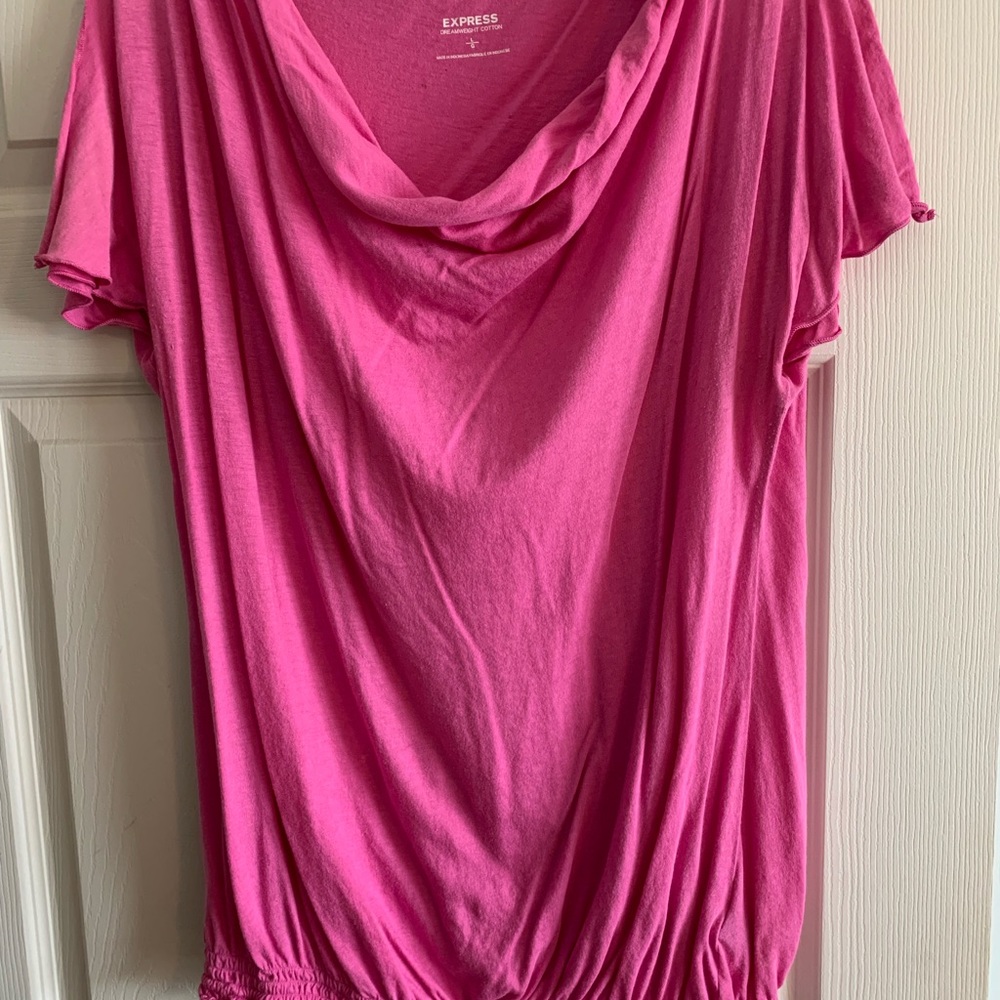 Express shirt size large